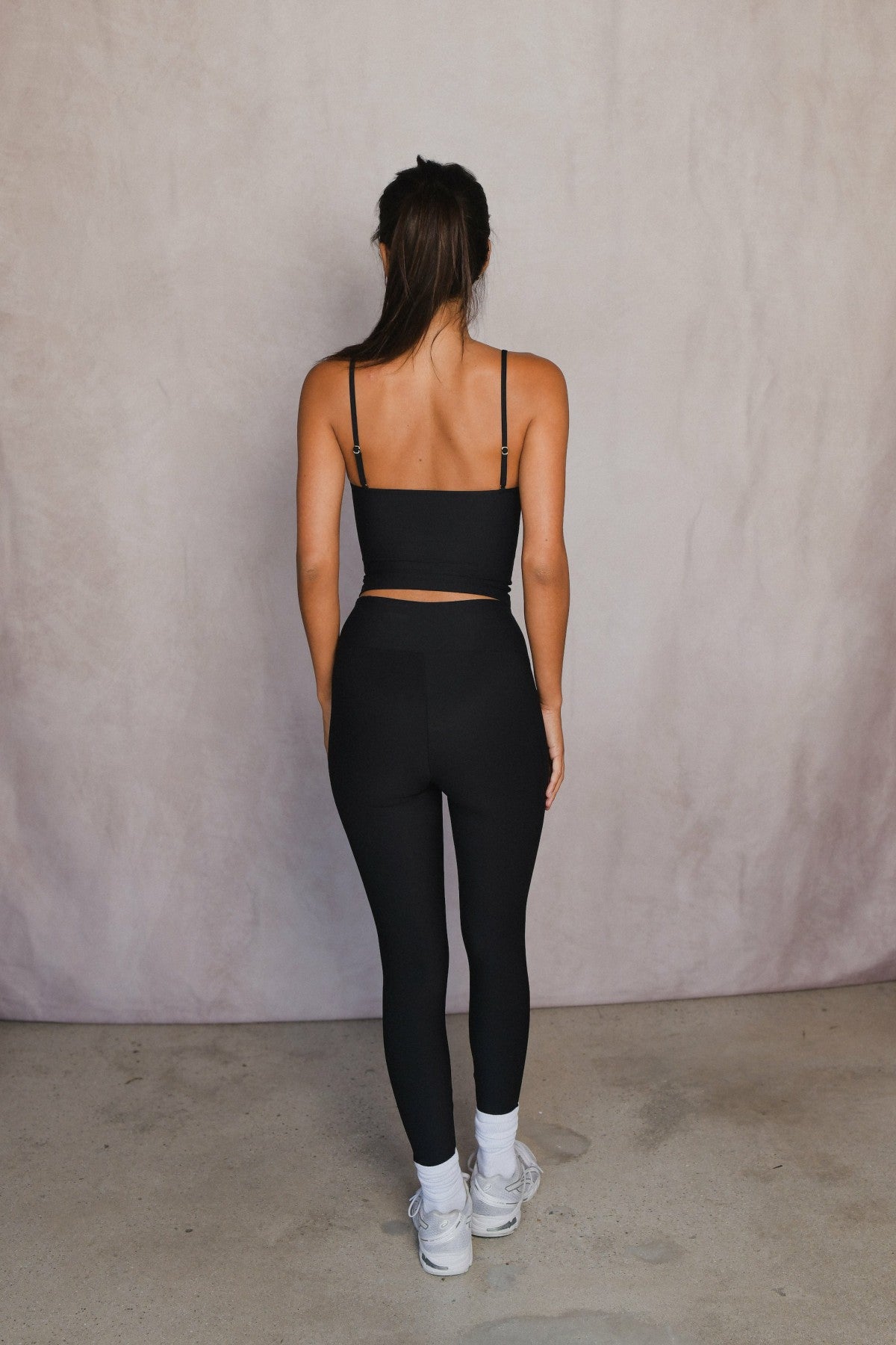 Skatie Levi Active Top in Black - Active