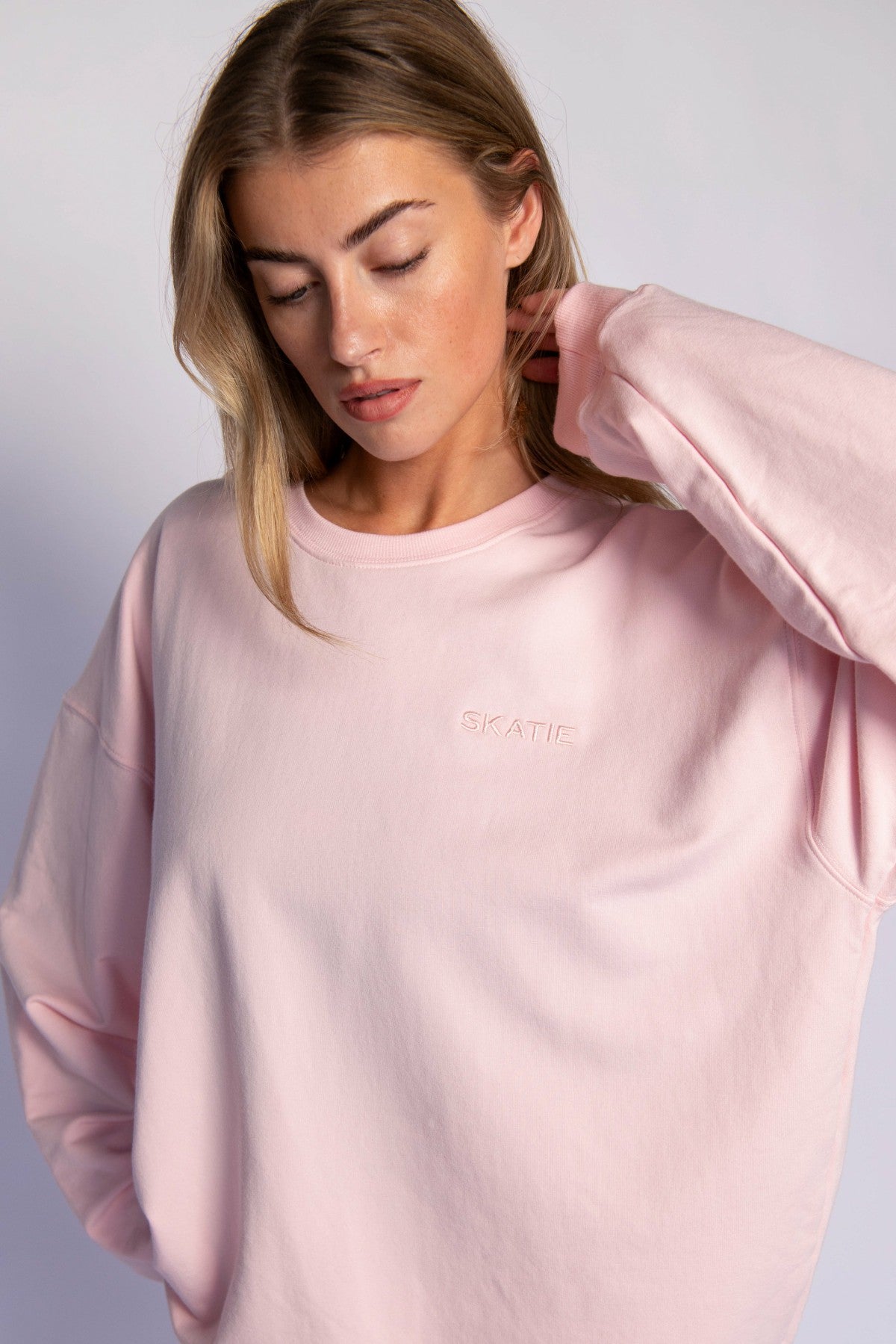 Skatie CLOUDLUX Chris Crewneck in Bubblegum - Clothing
