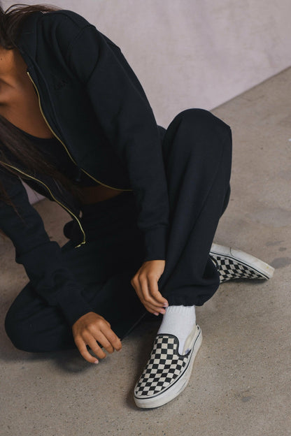 Skatie Ultralux Danny Sweatpants in Black - Clothing