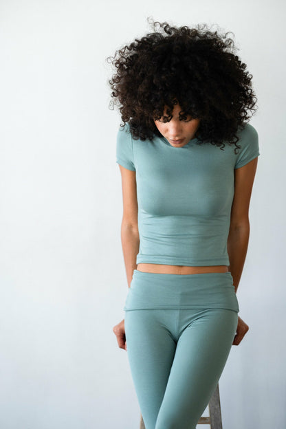 Skatie Easy Tee Ribbed in Sage - Clothing