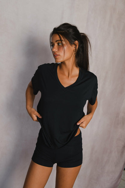 Skatie Hubby Tee Jersey in Black - Clothing