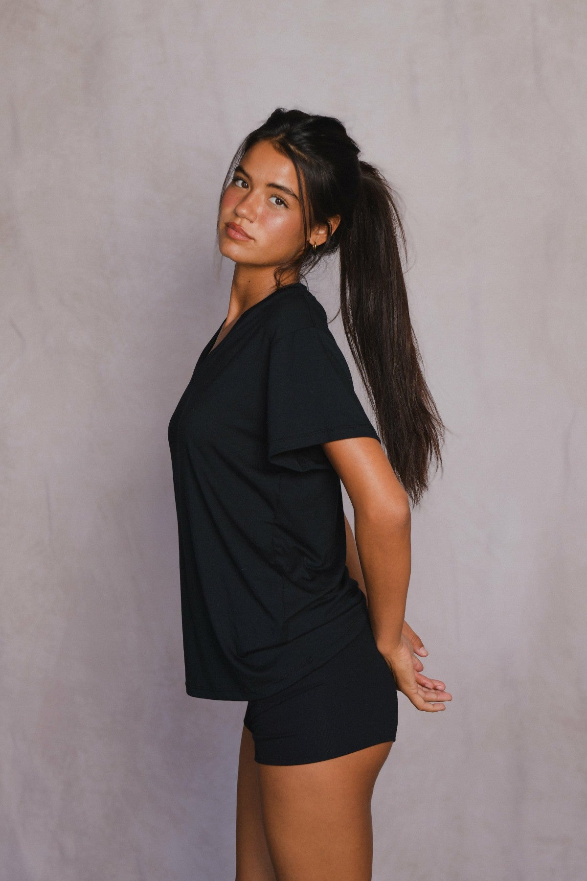Skatie Hubby Tee Jersey in Black - Clothing