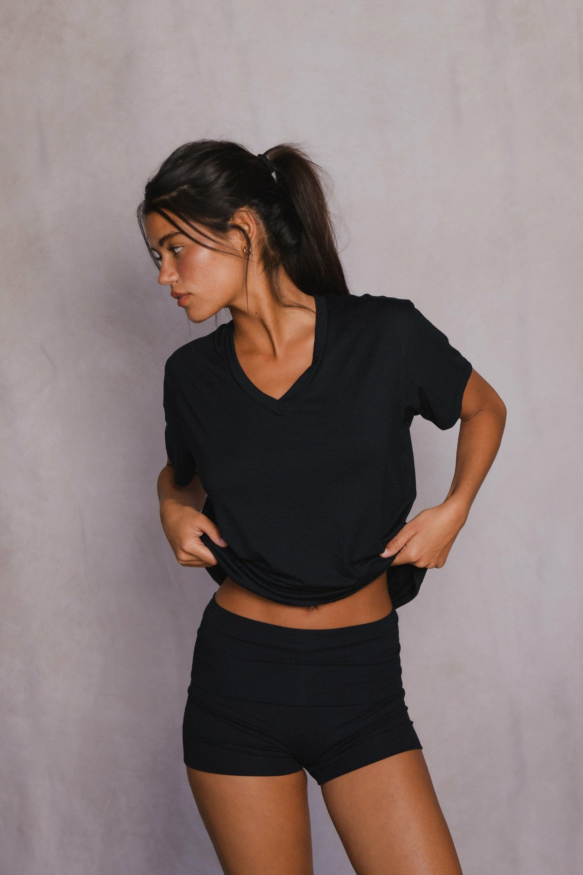 Skatie Hubby Tee Jersey in Black - Clothing
