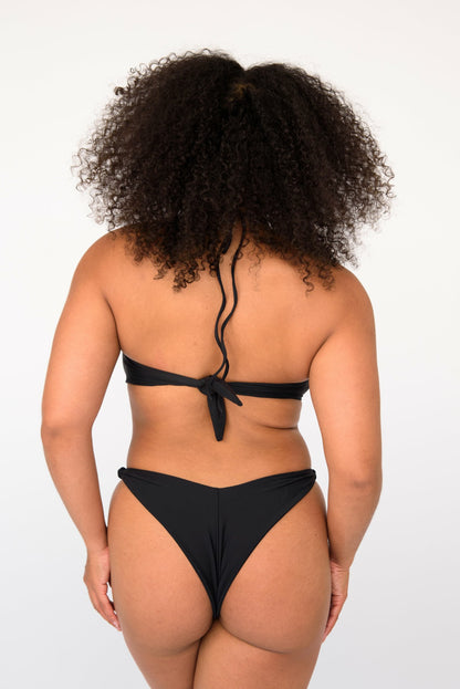 Skatie Lyndi Bikini Top in Black - Swim