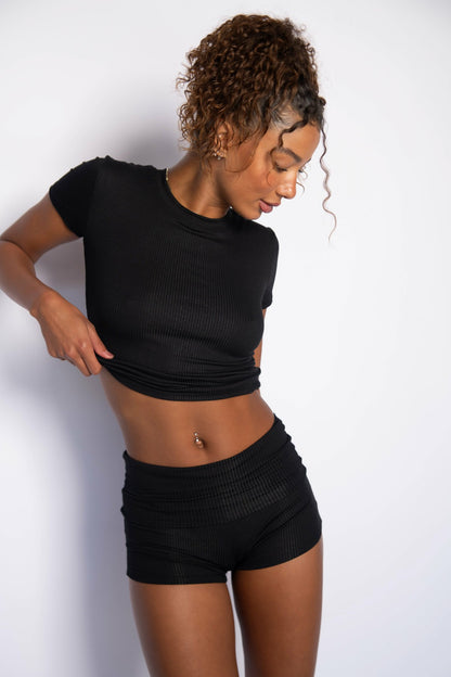 Skatie Easy Tee Ribbed in Black - Clothing