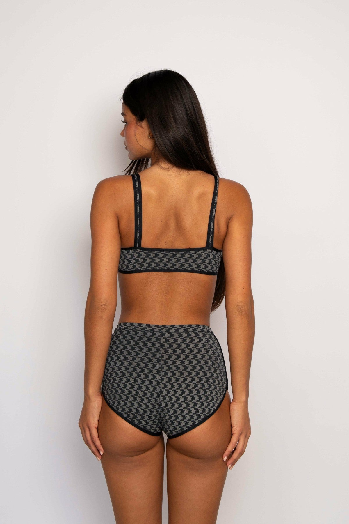 Skatie Wendy Bottom in Zicatela - Swim